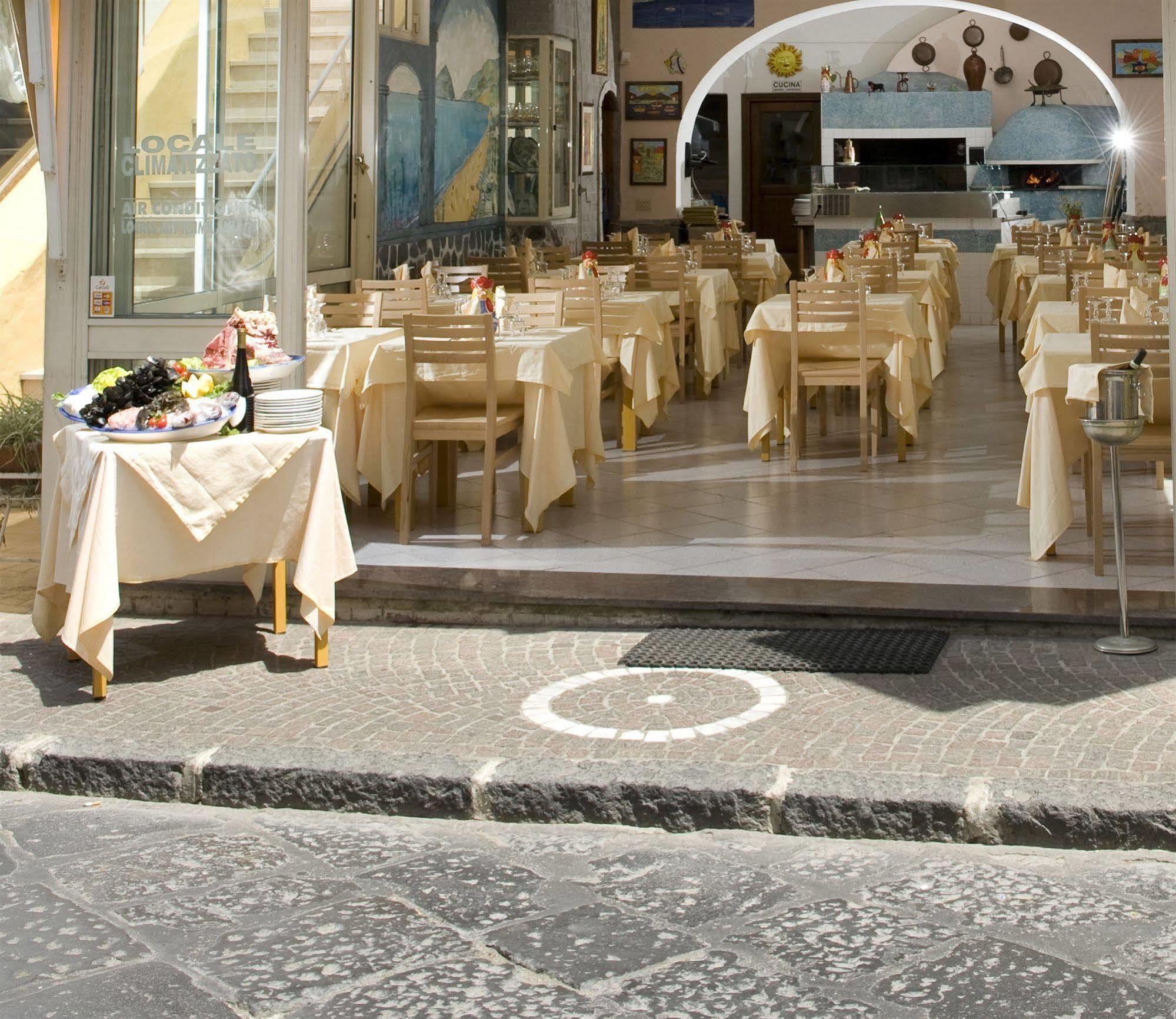 Hotel Da Raffaele Ischia Dış mekan fotoğraf